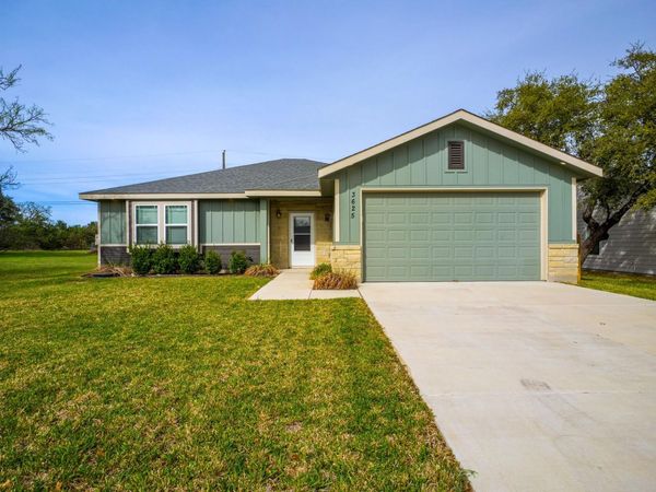 3625 Sagebrush TRL , Kingsland, TX 78639