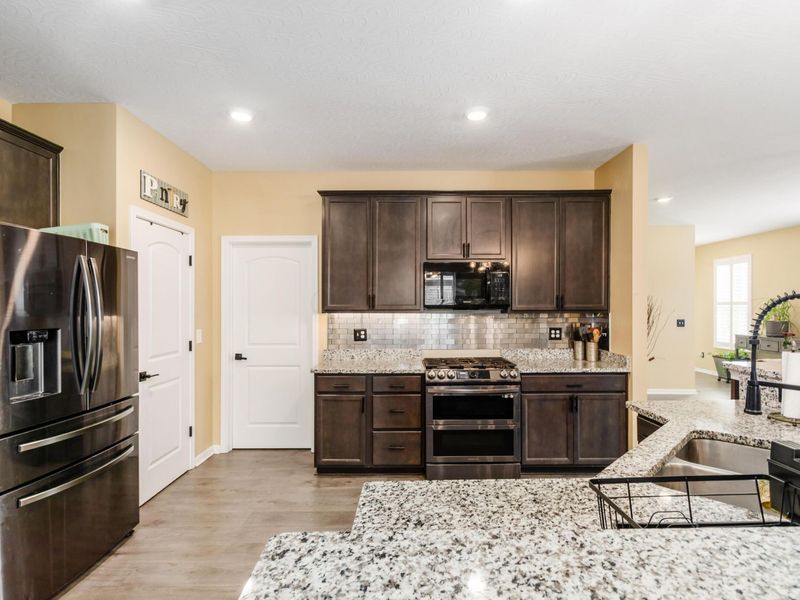 413 Halton Drive, Pataskala, OH 43062 Photo 15