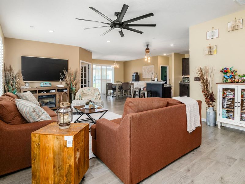 413 Halton Drive, Pataskala, OH 43062 Photo 9