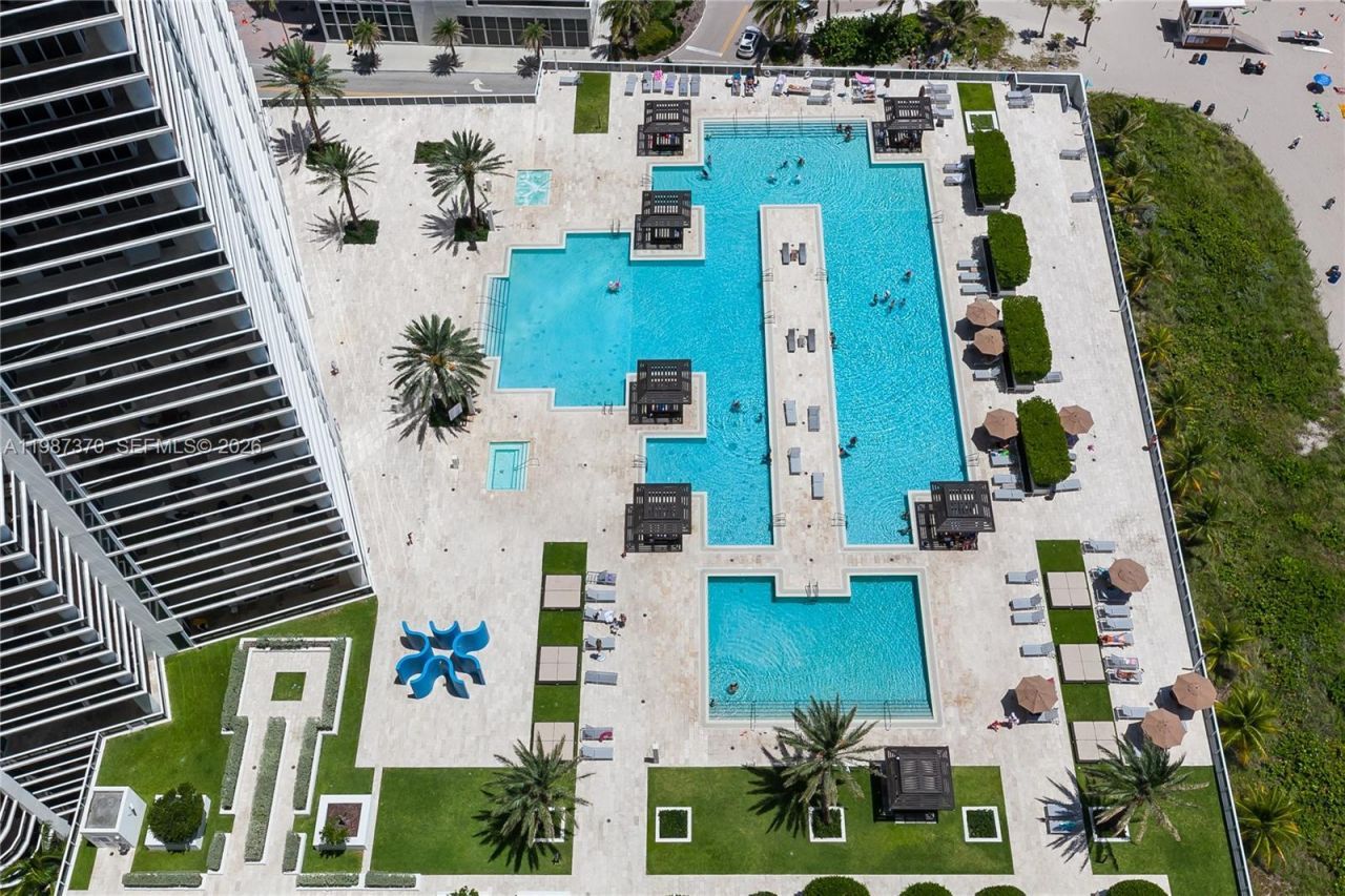 1850 S Ocean Dr, Unit 4206, Hallandale Beach, FL 33009 Photo