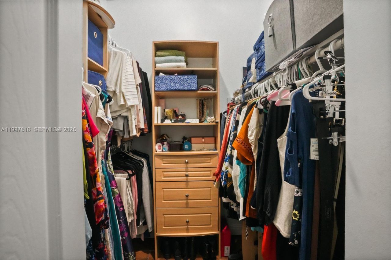 16941 Royal Poinciana Dr , Weston, FL 33326 Photo