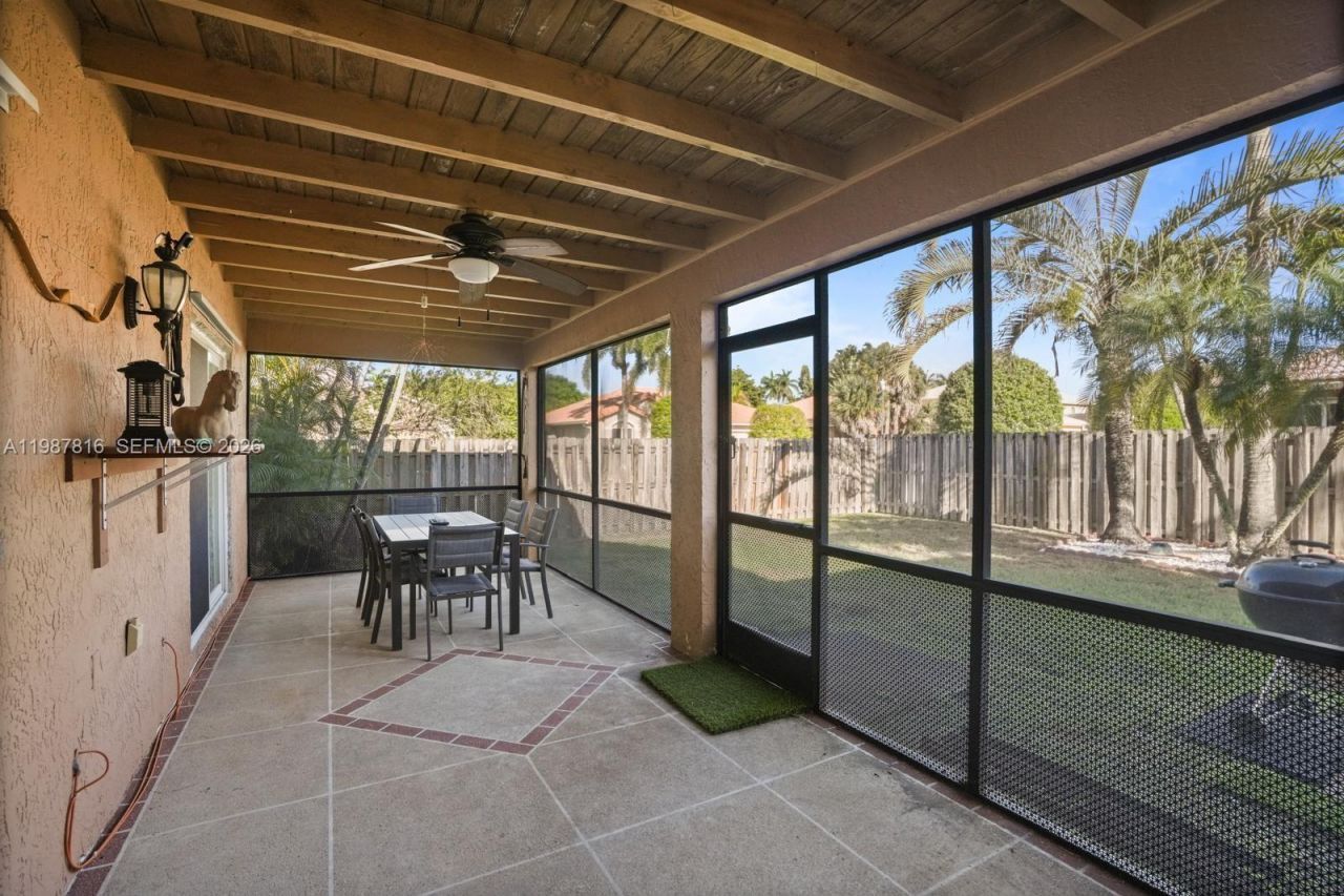 16941 Royal Poinciana Dr , Weston, FL 33326 Photo