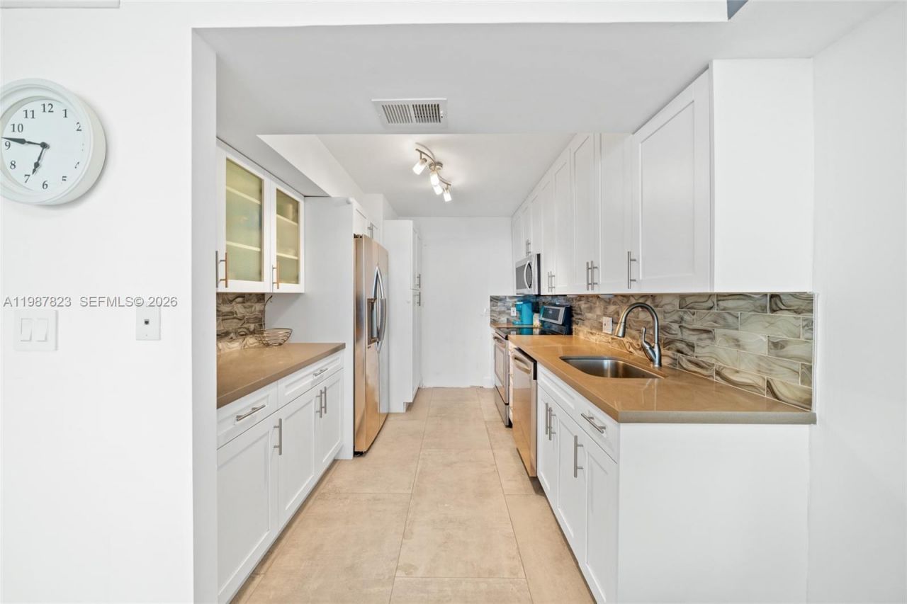 2101 S Ocean Dr , Unit 2304, Hollywood, FL 33019 Photo