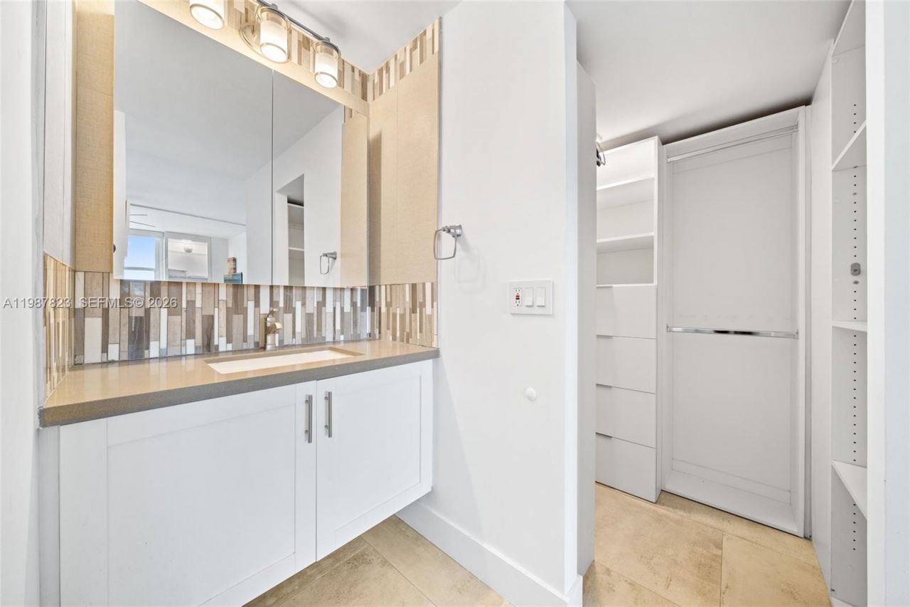 2101 S Ocean Dr , Unit 2304, Hollywood, FL 33019 Photo