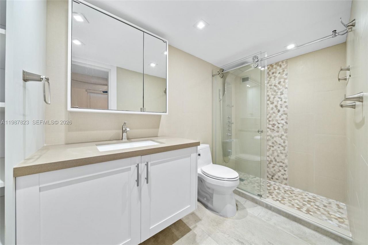 2101 S Ocean Dr , Unit 2304, Hollywood, FL 33019 Photo