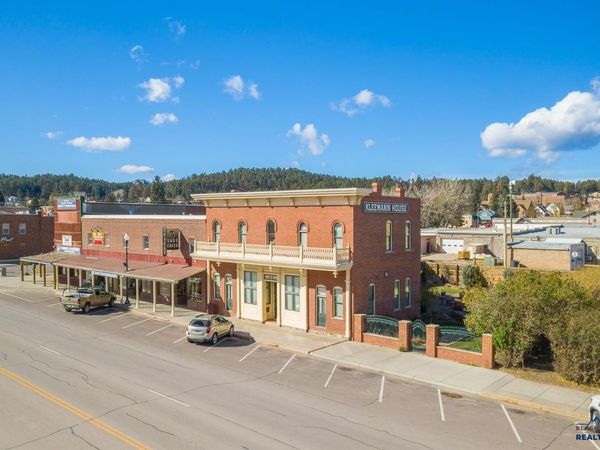 619 MT RUSHMORE RD, Custer, SD 57730