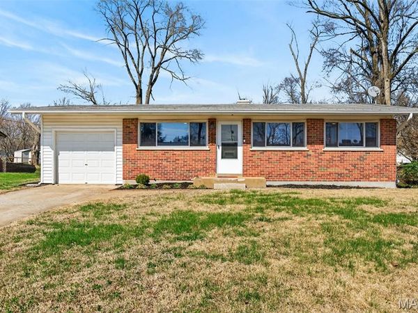 655 Loyola Drive, Florissant, MO 63031