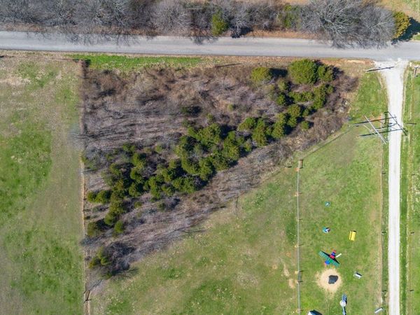 Stonington Road, Orleans, IN 47452