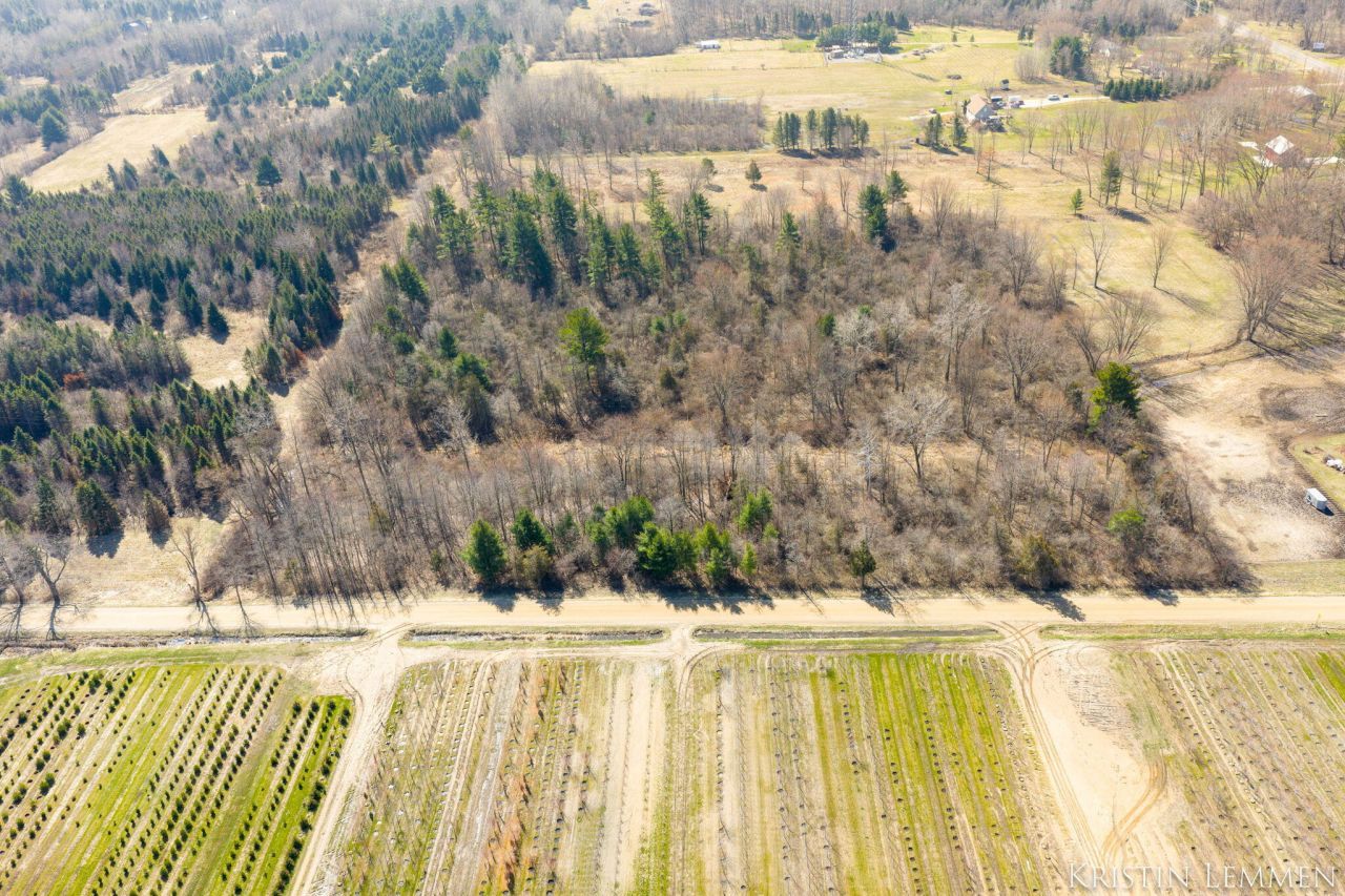 V/l 121st Avenue, Fennville, MI 49408 Main Photo