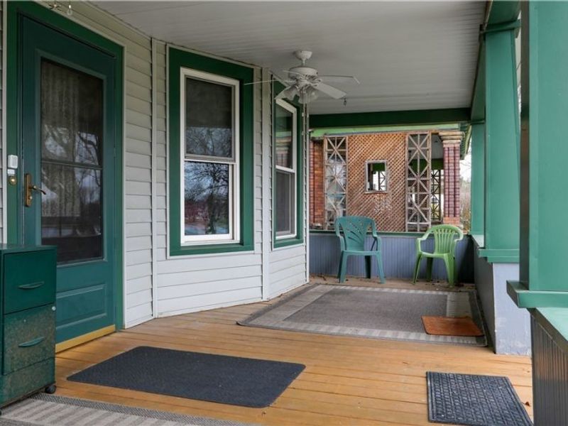 128 6th Street NW, Barberton, OH 44203 Photo 3