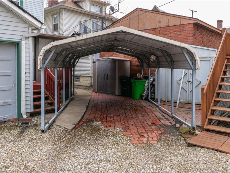 128 6th Street NW, Barberton, OH 44203 Photo 5