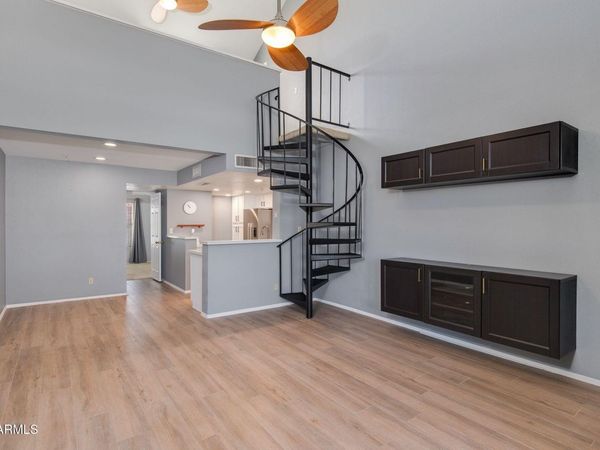 7675 E MCDONALD Drive, Unit 219, Scottsdale, AZ 85250