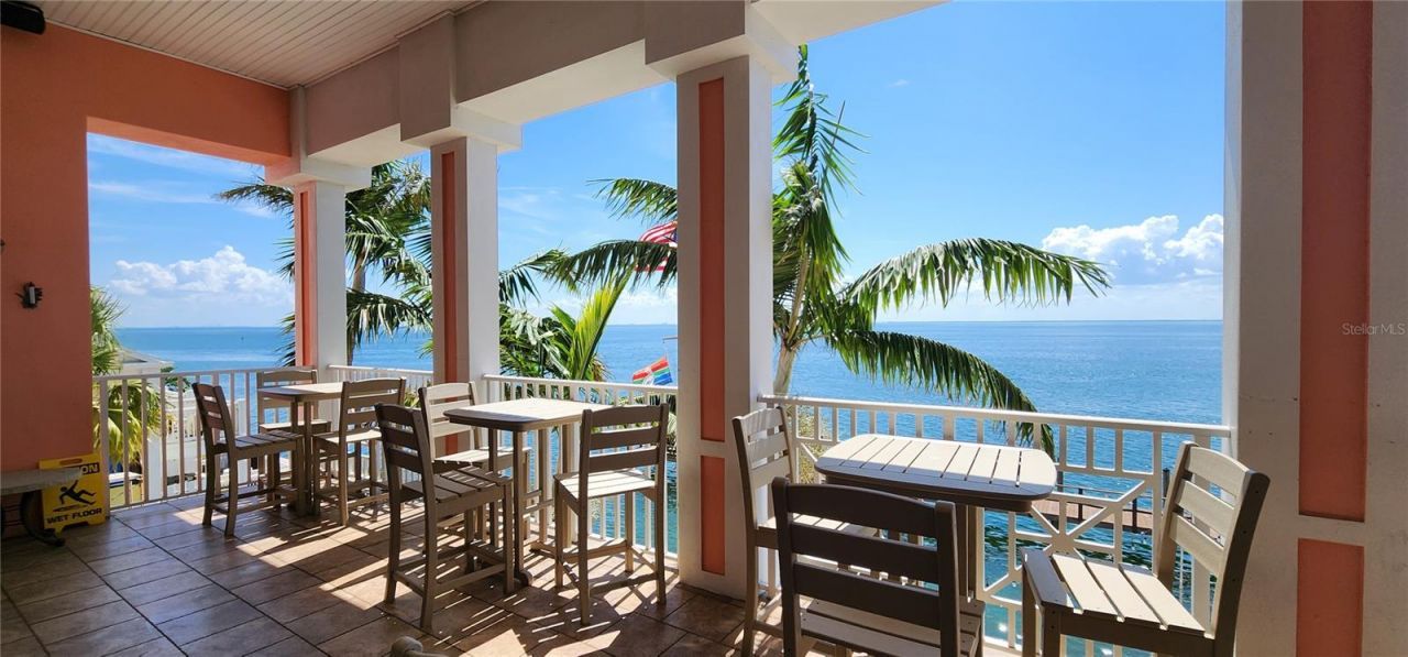 213 Seahorse Drive Se, Unit D, Saint Petersburg, FL 33705 Photo