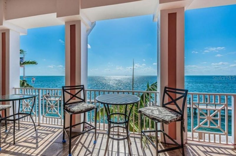 213 Seahorse Drive Se, Unit D, Saint Petersburg, FL 33705 Photo