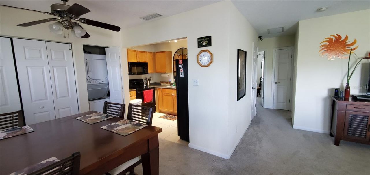 213 Seahorse Drive Se, Unit D, Saint Petersburg, FL 33705 Photo