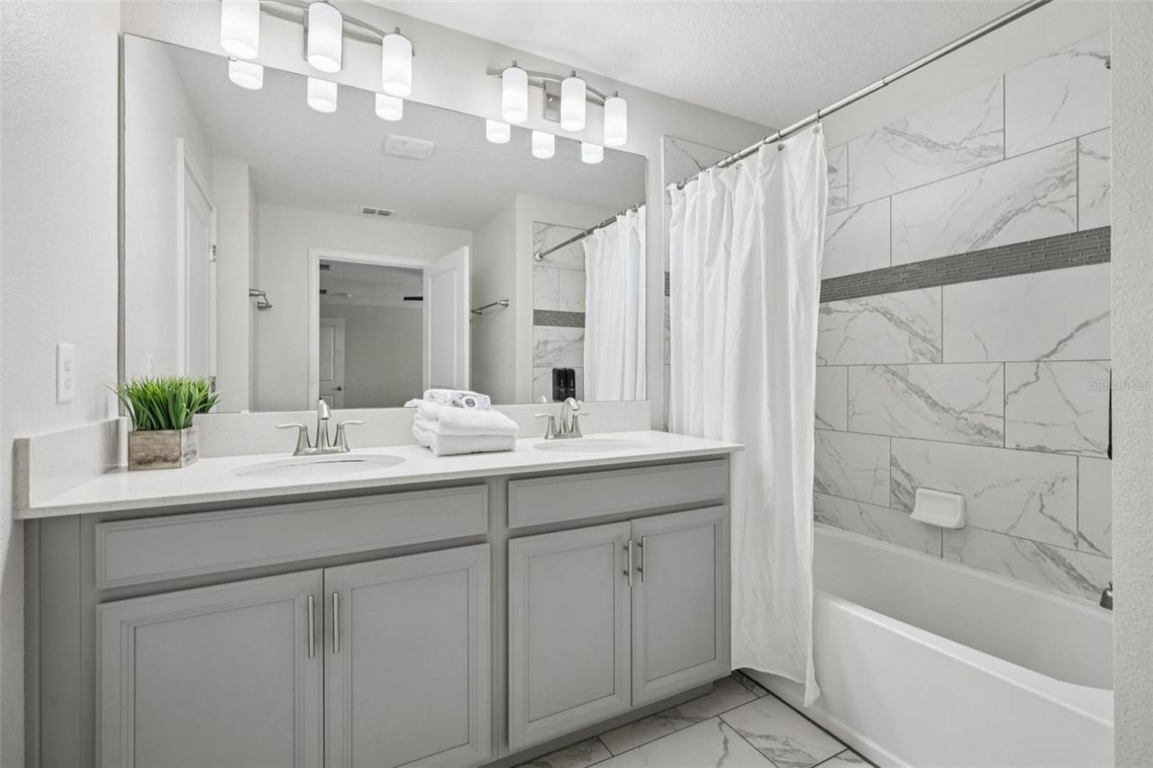 8985 Stinger Drive , Davenport, FL 33896 Photo