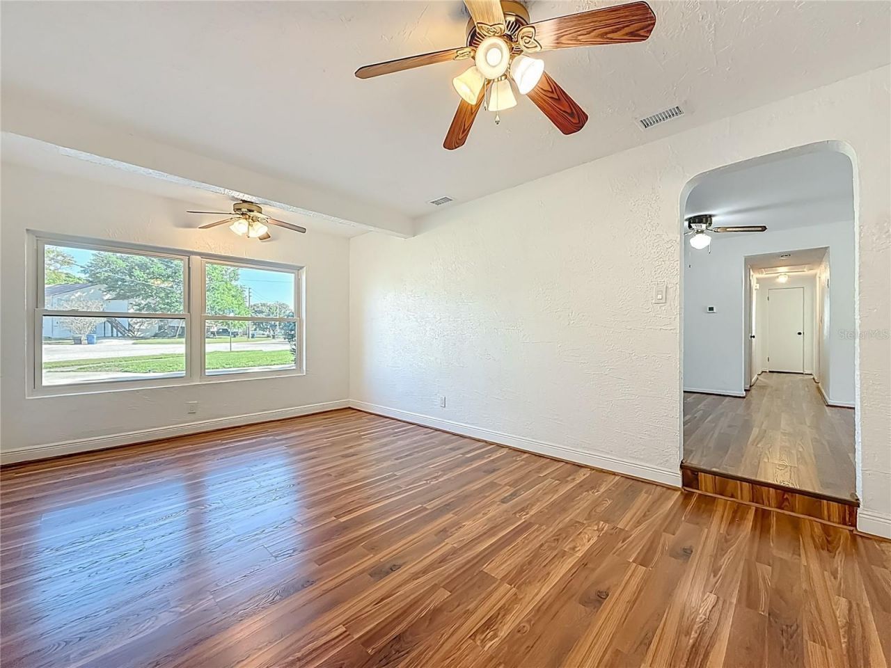 396 Lewis Boulevard Se, Saint Petersburg, FL 33712 Photo