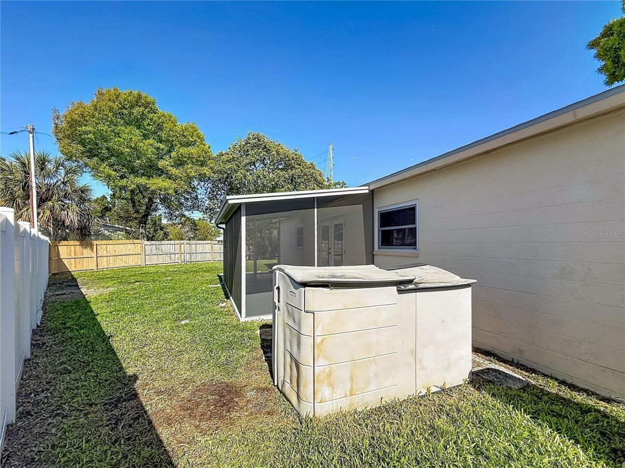 396 Lewis Boulevard Se, Saint Petersburg, FL 33712 Photo