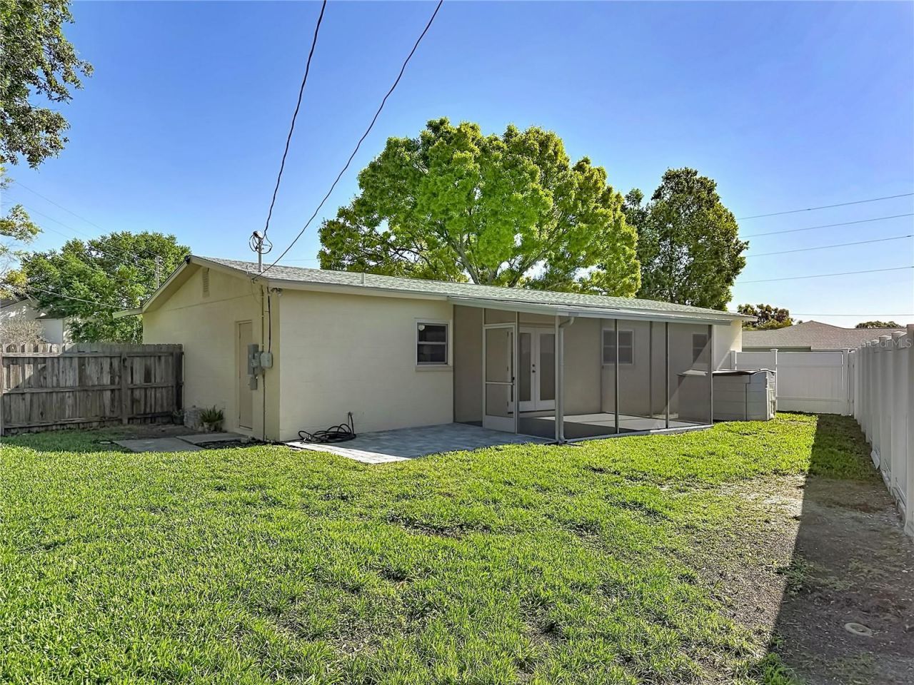 396 Lewis Boulevard Se, Saint Petersburg, FL 33712 Photo