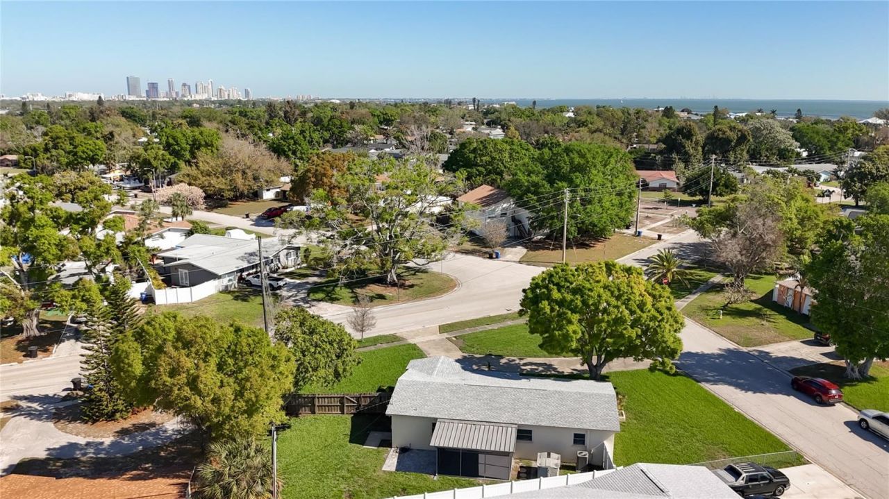 396 Lewis Boulevard Se, Saint Petersburg, FL 33712 Photo