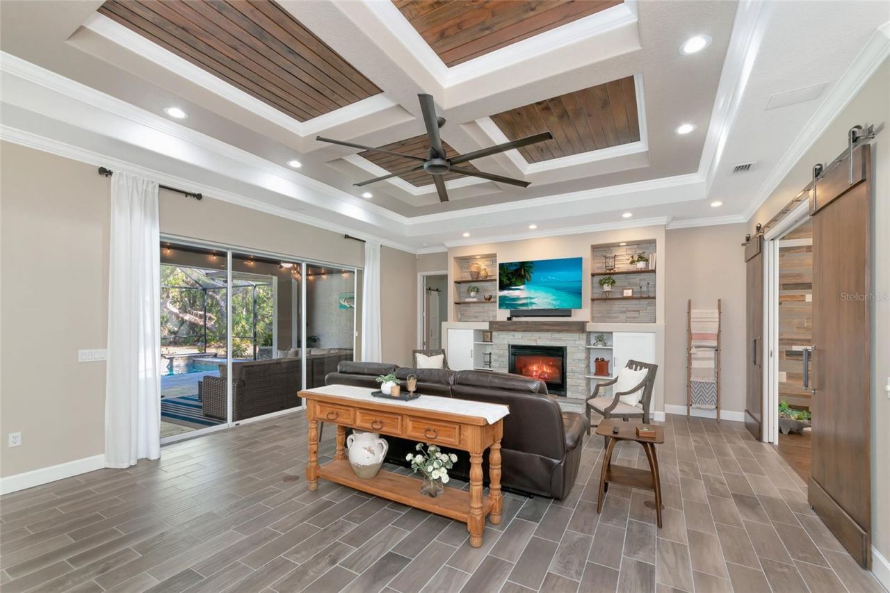 702 Woodview Way, Bradenton, FL 34212 Photo