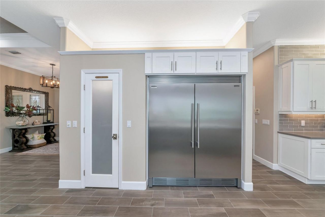 702 Woodview Way, Bradenton, FL 34212 Photo