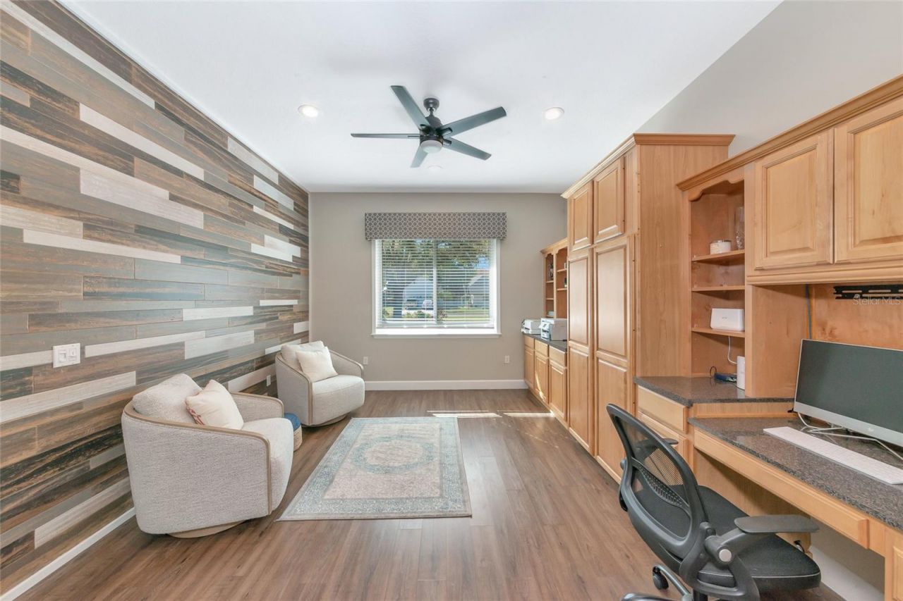 702 Woodview Way, Bradenton, FL 34212 Photo