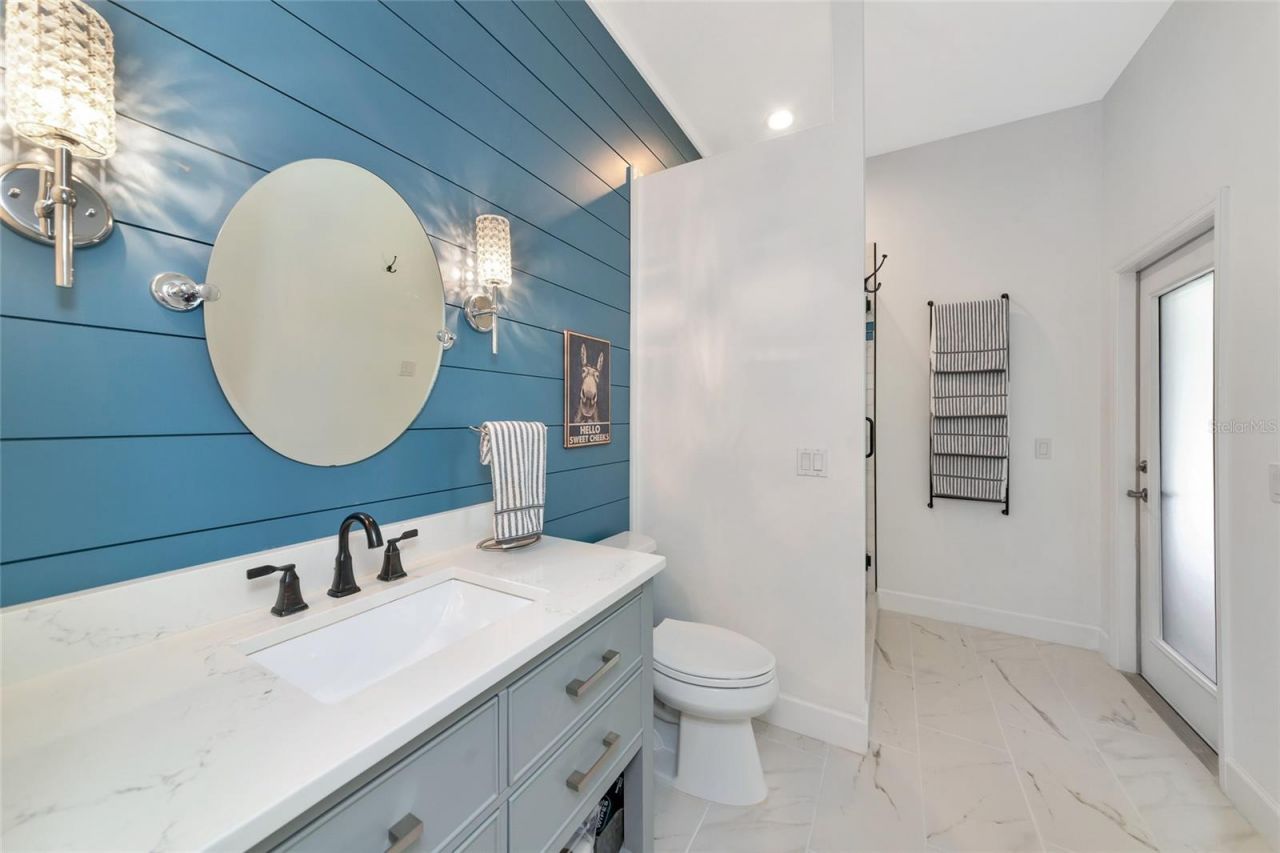 702 Woodview Way, Bradenton, FL 34212 Photo