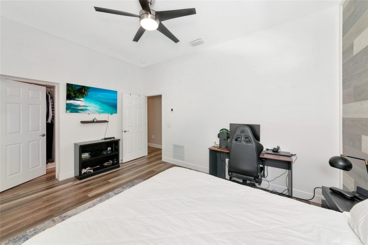 702 Woodview Way, Bradenton, FL 34212 Photo