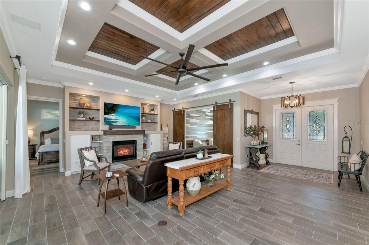 702 Woodview Way, Bradenton, FL 34212 Photo