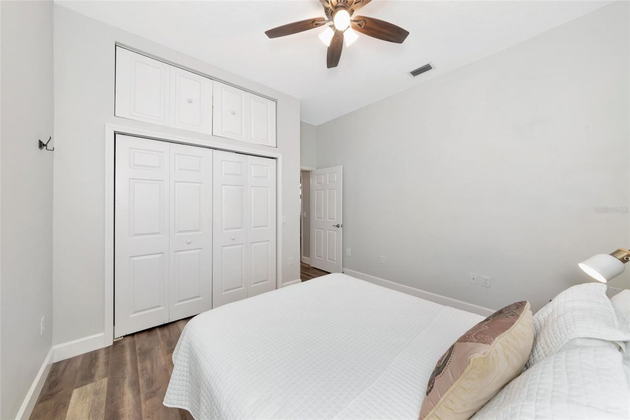 702 Woodview Way, Bradenton, FL 34212 Photo