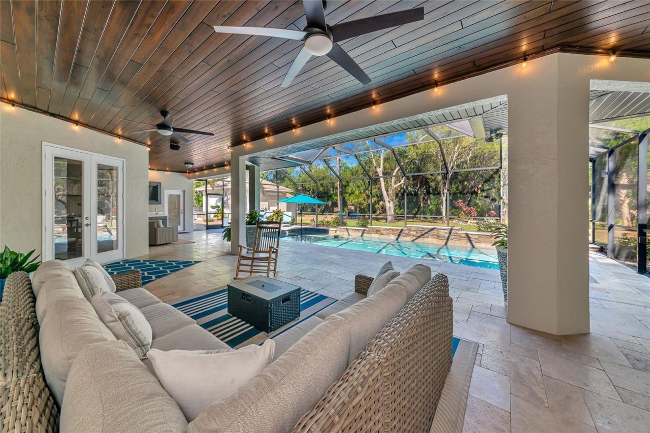 702 Woodview Way, Bradenton, FL 34212 Photo