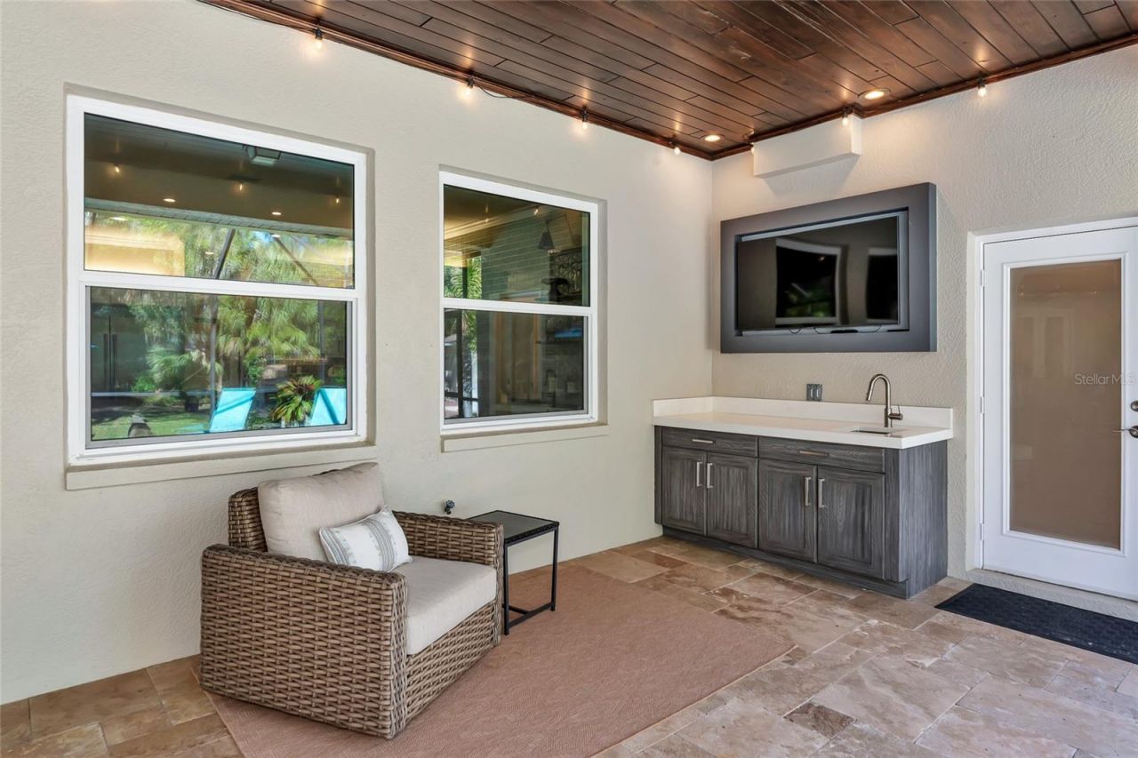 702 Woodview Way, Bradenton, FL 34212 Photo