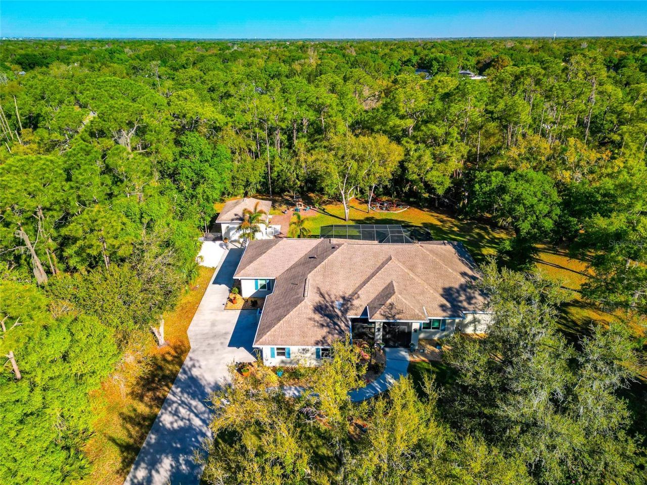 702 Woodview Way, Bradenton, FL 34212 Photo