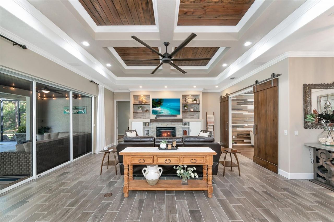 702 Woodview Way, Bradenton, FL 34212 Photo