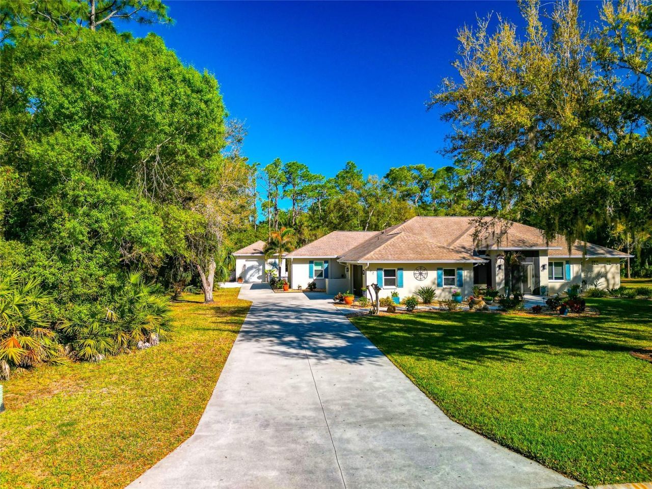 702 Woodview Way, Bradenton, FL 34212 Photo