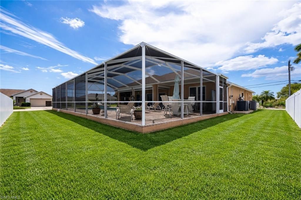 2415 NE 22nd Ave, Cape Coral, FL 33909 Photo