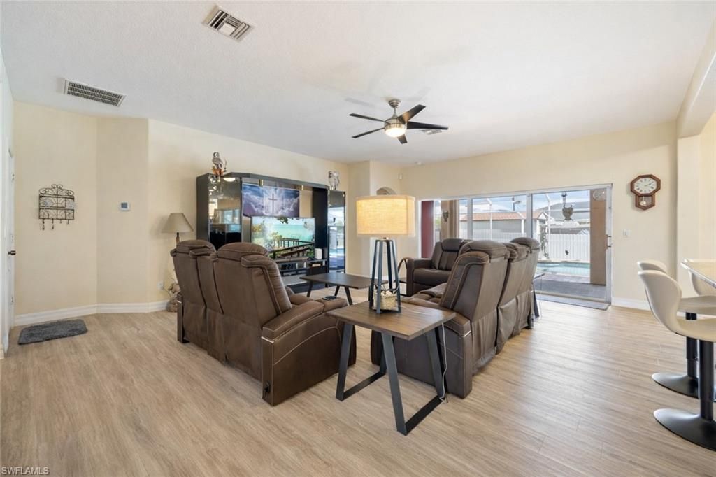 2415 NE 22nd Ave, Cape Coral, FL 33909 Photo