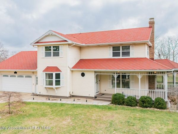 1443 Brookfield Road, Charlotte, MI 48813