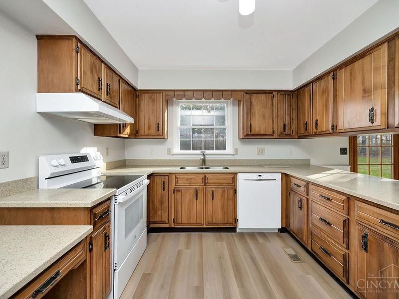 106 Beechpoint Drive, Oxford Twp, OH 45056 Photo 15