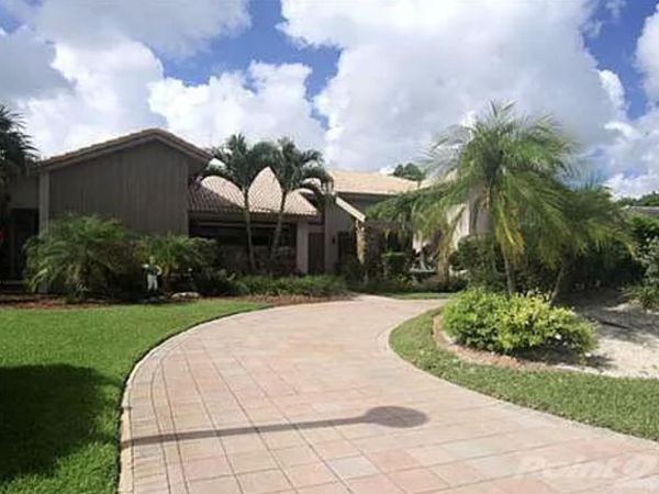 9420 Sea Turtle Lane, Plantation, FL 33324