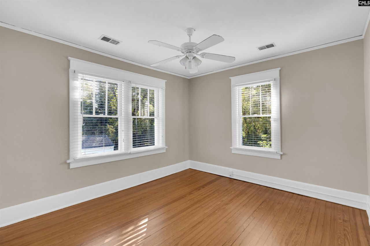 715 W Dekalb Street  Photo 10