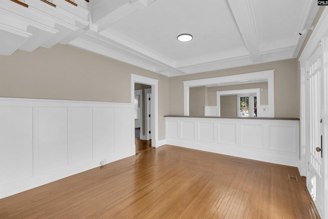 715 W Dekalb Street  Photo 20