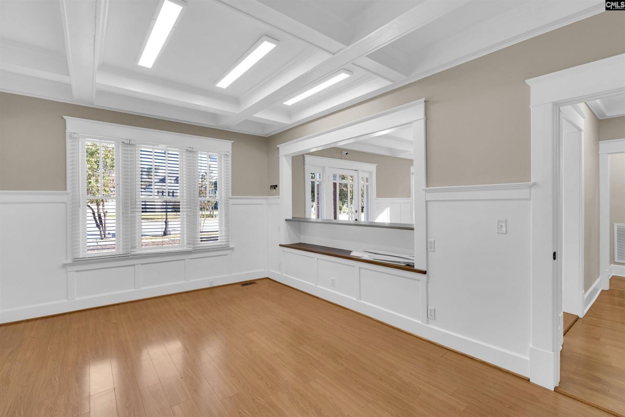 715 W Dekalb Street  Photo 25