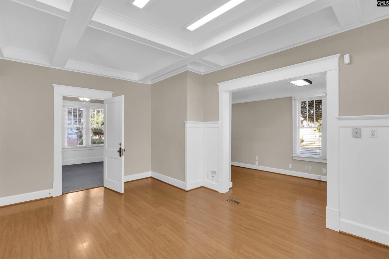 715 W Dekalb Street  Photo 26