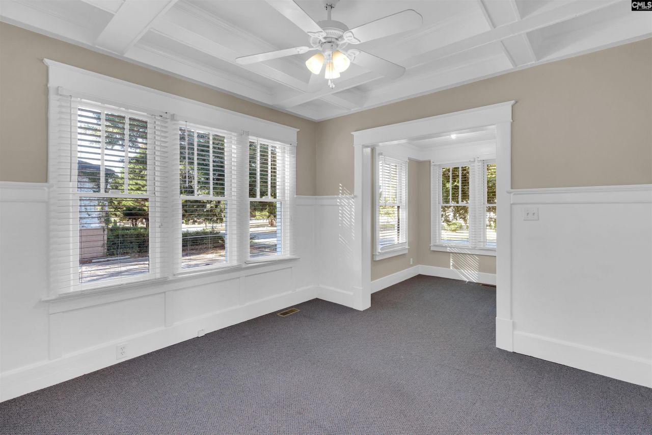 715 W Dekalb Street  Photo 29