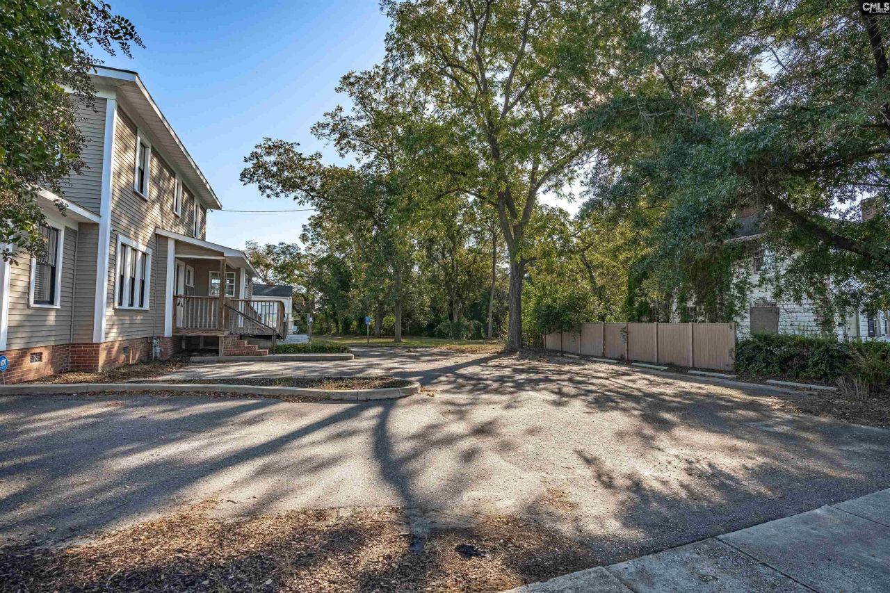 715 W Dekalb Street  Photo 44