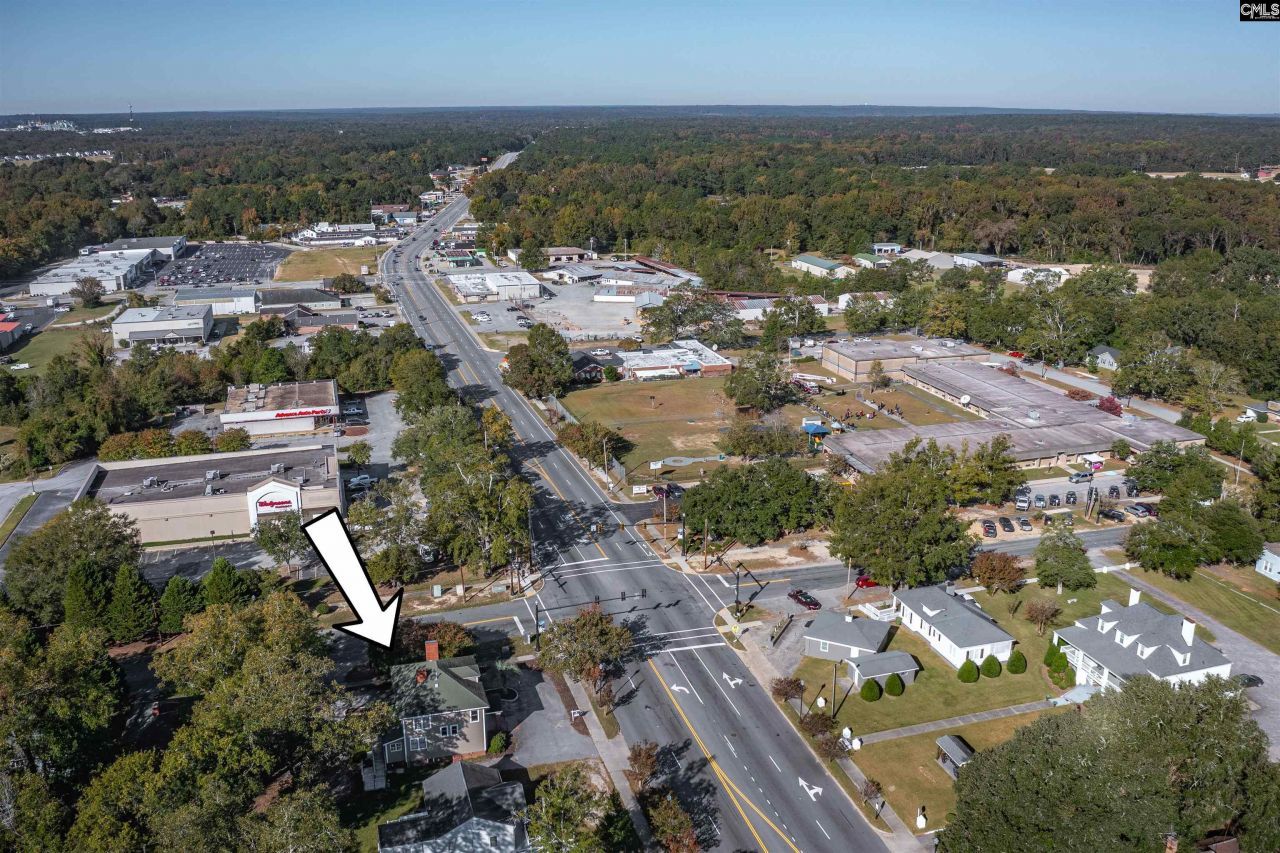 715 W Dekalb Street  Photo 61