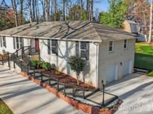 14921 August Lane, Charlotte, NC 28227