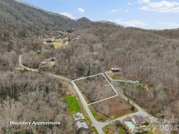 9999 Talking Rock Lane , Leicester, NC 28748